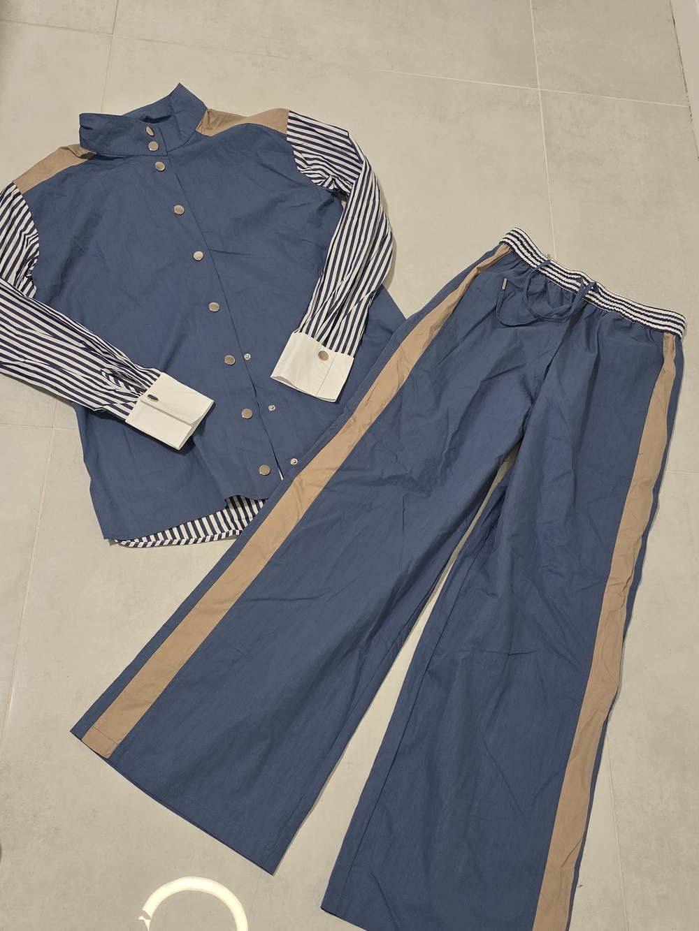 NEW RIVIR Blue Colorblock Two-Piece Pants Set - Picture 2 of 8